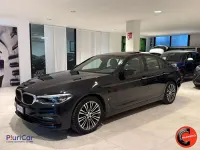 Usata BMW 530e Luxury Line 184 CV (135 kW) 2017 Nero Berlina