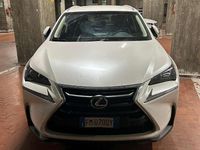 Usata Lexus NX300h Executive Line 155 CV (114 kW) 2017 Bianco SUV
