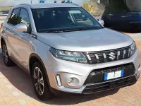Usata Suzuki Vitara 129 CV (94 kW) 2024 Argento SUV