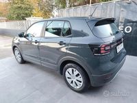 Usata VW T-Cross 95 CV (69 kW) 2019 Grigio SUV