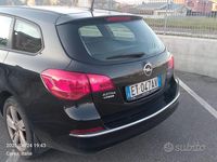 Usata Opel Astra S 110 CV (80 kW) 2013 Nero Station wagon