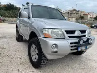 Usata Mitsubishi Pajero 160 CV (117 kW) 2003 Argento SUV