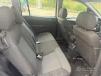 Usata Opel Zafira Enjoy 110 CV (80 kW) 2008 Grigio Monovolume