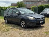 Usado Ford Focus 110 HP (80 kW) 2010 Cinzento Carrinha