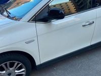 Usata Lancia Delta 120 CV (88 kW) 2012 Bianco Utilitaria