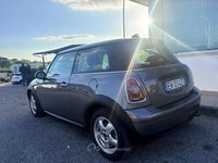 Usata Mini Cooper 75 CV (55 kW) 2009 Gray Utilitaria