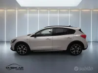 Usata Ford Focus Active 119 CV (87 kW) 2021 Grigio Berlina