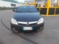Usata Opel Tigra Edition 89 CV (65 kW) 2005 Nero Cabrio