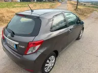 Usata Toyota Yaris 99 CV (72 kW) 2013 Utilitaria