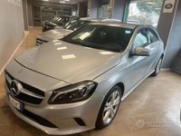 Usata Mercedes A180 109 CV (80 kW) 2016 Argento Berlina