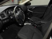 Usata Volvo V40 120 CV (88 kW) 2018 Nero Station wagon