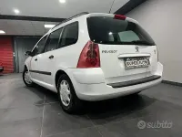 Usata Peugeot 307 68 CV (50 kW) 2002 Bianco Station wagon