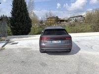 Usata Audi Q8 Comfort 286 CV (210 kW) 2020 Grigio SUV