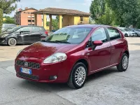 Usata Fiat Grande Punto Dynamic 69 CV (50 kW) 2009 Rosso Utilitaria