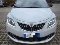 Usata Lancia Ypsilon Gold 69 CV (50 kW) 2021 Utilitaria