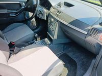 Usata Opel Meriva 90 CV (66 kW) 2005 Blu Monovolume