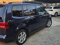 Usata VW Touran Comfortline 105 CV (77 kW) 2014 Blu/azzurro Monovolume