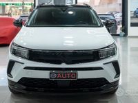 Usata Opel Grandland X GS Line 131 CV (96 kW) 2022 Bianco perlato metallizzato SUV