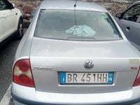 Usata VW Passat 110 CV (80 kW) 2001 Grigio Berlina