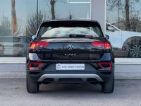 Usata VW T-Roc Life 110 CV (80 kW) 2023 Nero SUV