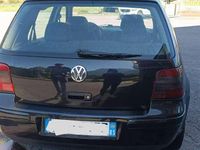 Usata VW Golf IV Comfortline 110 CV (80 kW) 2000 Berlina