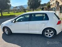 Usata VW Golf VII Highline 110 CV (80 kW) 2014 Bianco Berlina