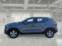 Usata Volvo XC40 129 CV (94 kW) 2023 Grigio SUV