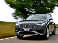 Usata Volvo XC90 Plus 235 CV (172 kW) 2023 Grigio SUV