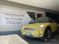 Usata Mini Cooper 116 CV (85 kW) 2002 Giallo Utilitaria