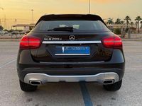 Usata Mercedes GLA200 136 CV (100 kW) 2019 Nero SUV