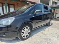 Usata Opel Zafira 150 CV (110 kW) 2013 Nero Monovolume