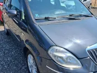 Usata Lancia Musa 89 CV (65 kW) 2009 Grigio Monovolume