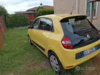 Usata Renault Twingo SE 71 CV (52 kW) 2014 Giallo Utilitaria