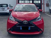 Begagnad Toyota Aygo 68 HK (50 kW) 2005 Röd Halvkombi