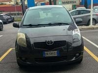 Brugt Toyota Yaris Lounge 90 HK (66 kW) 2008 Grå Hatchback