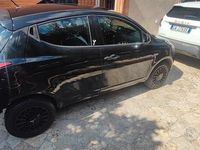 Usata Lancia Ypsilon 84 CV (61 kW) 2014 Nero Utilitaria