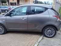 Usata Lancia Ypsilon Gold 95 CV (69 kW) 2012 Grigio Utilitaria