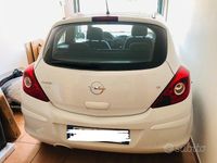 Usata Opel Corsa 2011 Bianco Utilitaria
