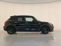 Usata Mini One D Business 95 CV (69 kW) 2018 Black clear coat Utilitaria