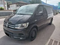 Usata VW Caravelle 150 CV (110 kW) 2017 Nero Furgone