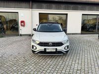 Usata VW T-Roc Life 150 CV (110 kW) 2022 Grigio SUV
