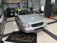 Usata Mercedes SLK200 192 CV (141 kW) 1999 Argento Cabrio