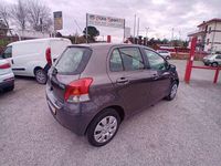 Usata Toyota Yaris 69 CV (50 kW) 2009 Grigio Berlina
