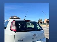 Usata Fiat Grande Punto 69 CV (50 kW) 2012 Bianco Utilitaria