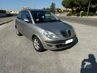 Usata Lancia Ypsilon 69 CV (50 kW) 2004 Grigio Utilitaria