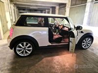 Usata Mini Cooper 122 CV (89 kW) 2010 Beige Utilitaria