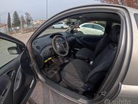 Usata Toyota Yaris Sol 65 CV (47 kW) 2004 Grigio Utilitaria