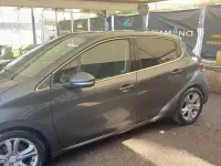 Usata Peugeot 208 68 CV (50 kW) 2013 Grigio Utilitaria