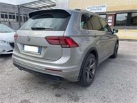 Usata VW Tiguan R-line 150 CV (110 kW) 2018 Beige SUV