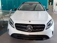 Usata Mercedes GLA180 109 CV (80 kW) 2018 Bianco polare SUV